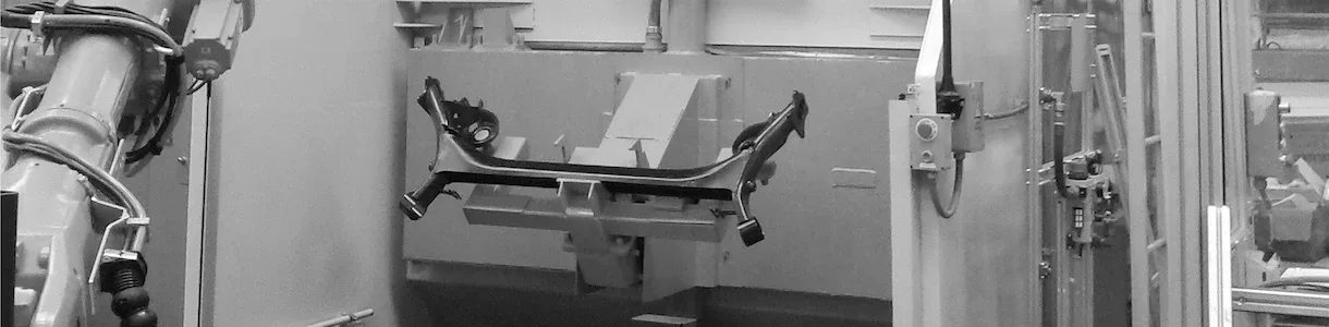 Shot peening localizado
con robot o manipuladores
y mesa giratoria